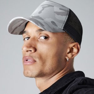 apc-camo-snapback-trucker_2244_1917.jpg